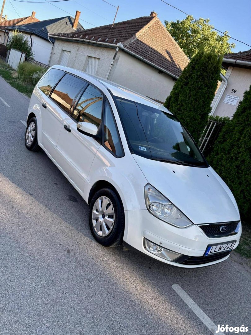 Ford Galaxy 2.0 TDCi Ambiente [7 személy] 255.0...
